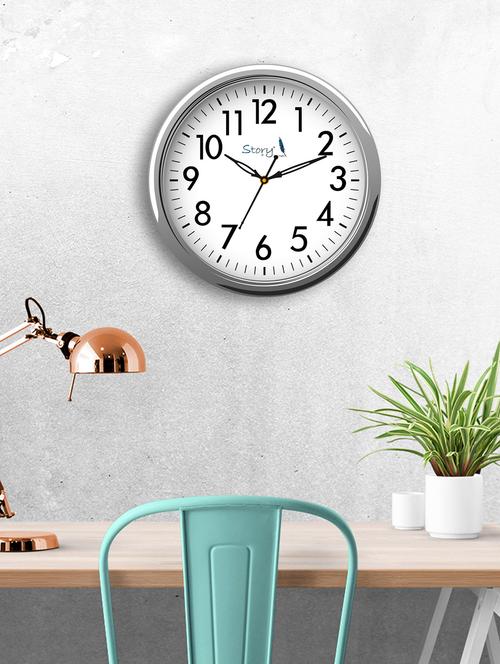 Glass Round Shape Wall Clock - 14901845 - Standard Image - 1