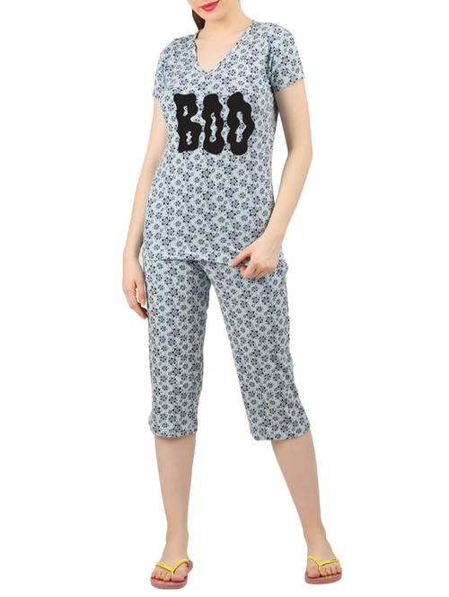 grey cotton nightwear capri set - 14902698 - Very Small Image - 1