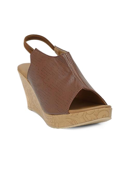 Nell women Beige footwear - 14910361 - Standard Image - 1