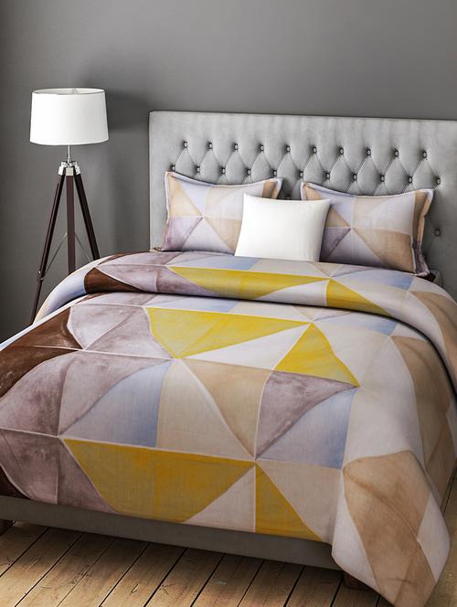 COTTON DOUBLE BEDSHEET WITH 2 PILLOW COVERS - 14916155 - Very Small Image - 1