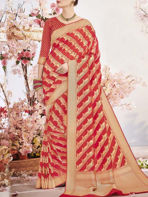 Delicate golden zari banarasi saree with blouse - 14925860 - Standard Image - 1