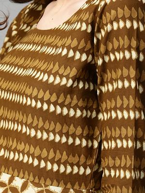 brown cotton flared kurta - 14936323 - Standard Image - 5