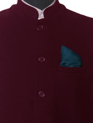 green silk pocketsquare - 14960169 - Standard Image - 3