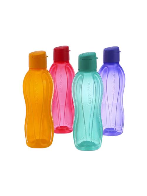 Set of 4 Plastic Water Bottles 1 L - 14965452 - Standard Image - 1
