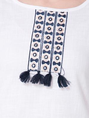 round neck embroidered top - 14984520 - Standard Image - 4