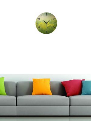 round shape analog wall clock - 14985423 - Standard Image - 2