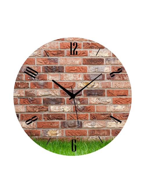 round shape analog wall clock - 14985468 - Standard Image - 1