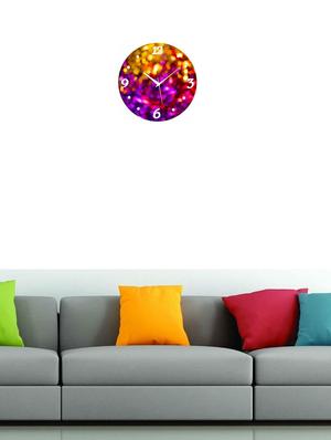 round shape analog wall clock - 14985583 - Standard Image - 2