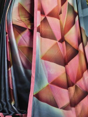 grey georgette printed saree with blouse - 14986582 - Standard Image - 2