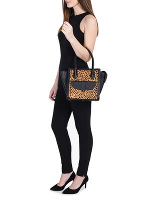 black leather regular handbag - 14989824 - Standard Image - 5