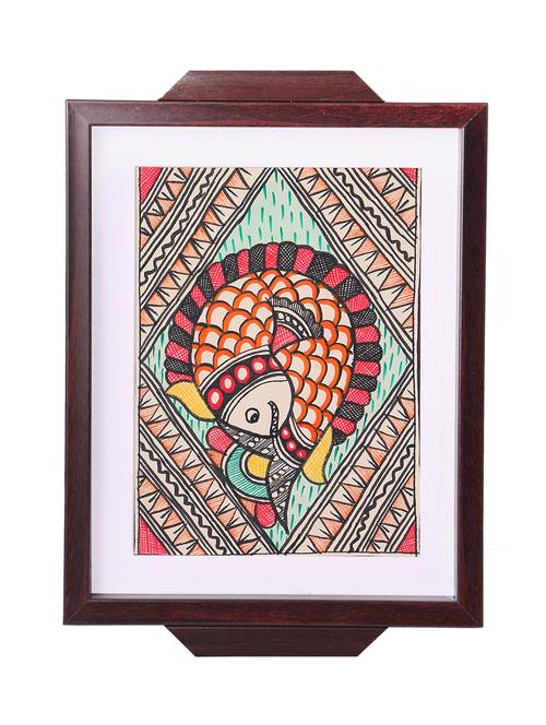 madhubani folk art decorative tray with multicolored fishes - 14989990 - Standard Image - 1