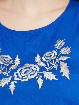 button up back embroidered top - 14997818 - Standard Image - 4