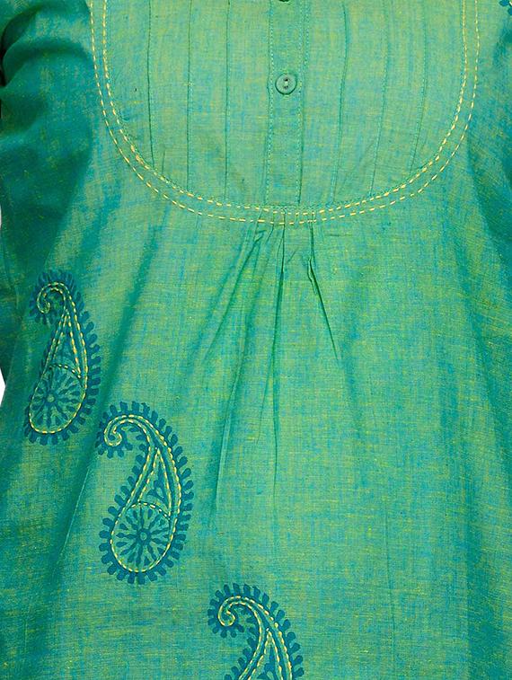 fushia design green cotton straight kurti - 14999506 - Zoom Image - 3