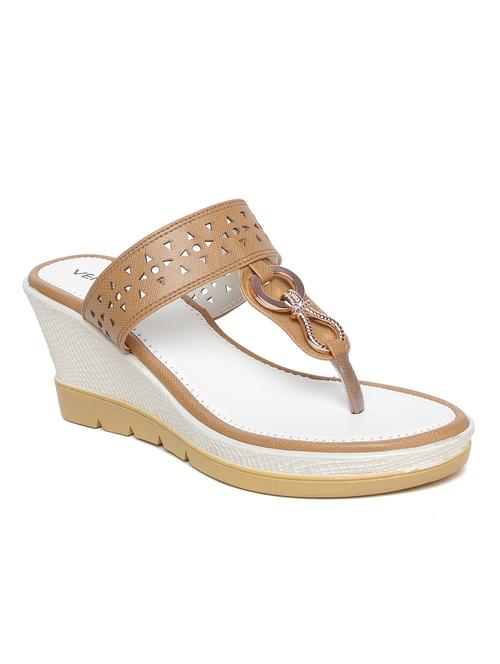 beige toe separator wedge - 15001366 - Standard Image - 1