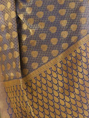 blue silk kanjivaram saree with blouse - 15005550 - Standard Image - 3