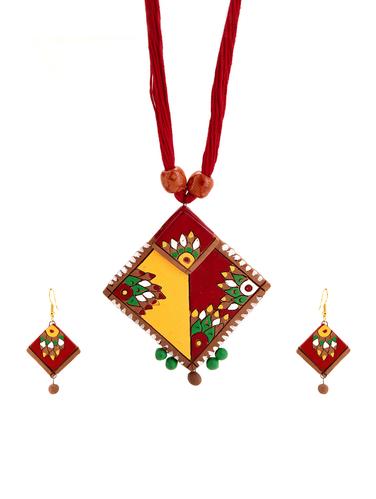 multi none necklaces and earring - 15009798 - Very Small Image - 1