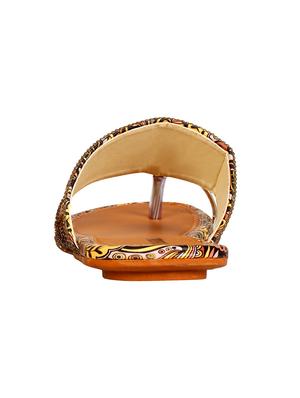 brown one toe kolhapuri - 15016425 - Standard Image - 3