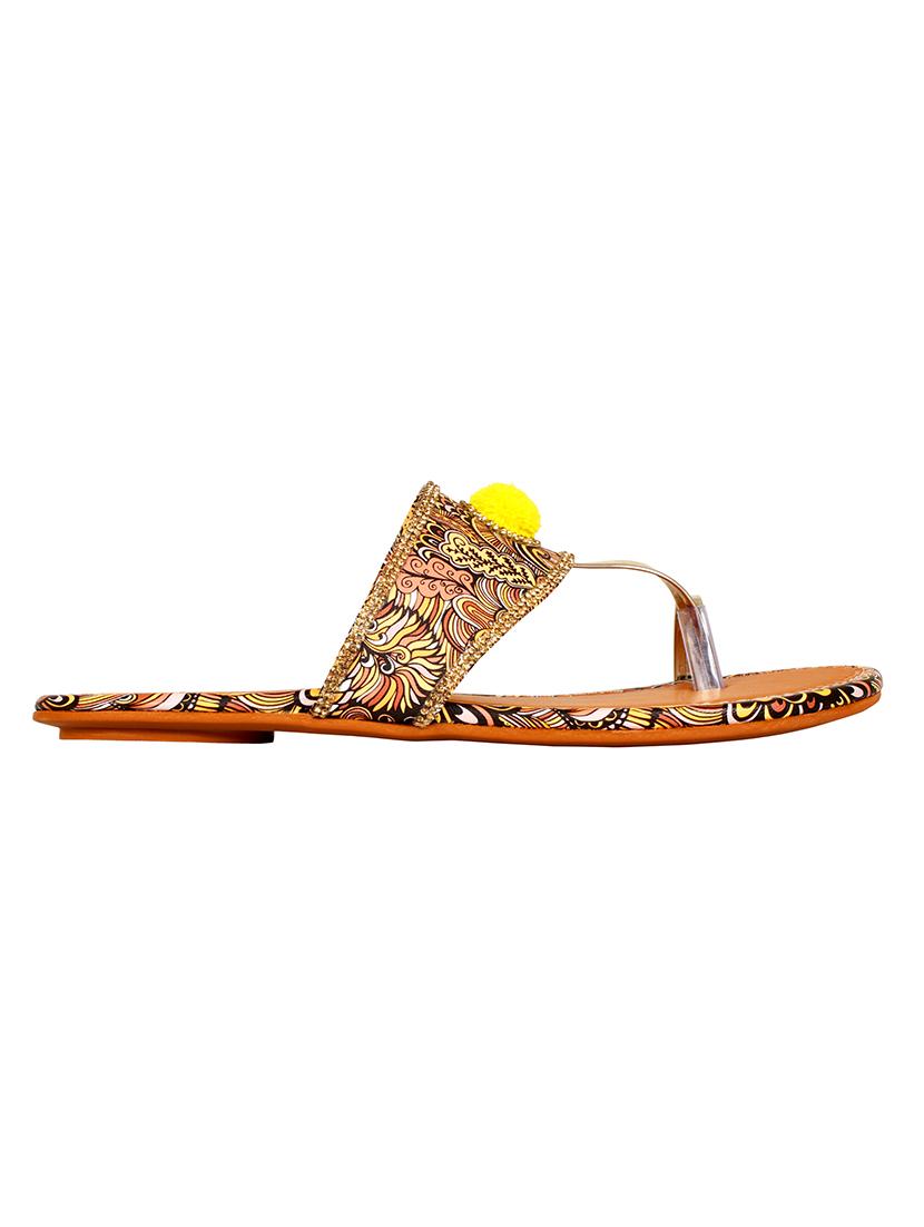brown one toe kolhapuri - 15016425 - Zoom Image - 2