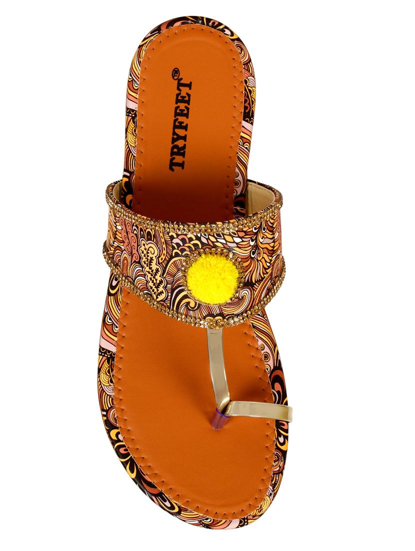 brown one toe kolhapuri - 15016425 - Zoom Image - 4