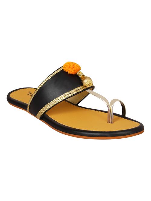 black one toe kolhapuri - 15016431 - Standard Image - 1