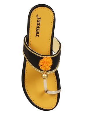 black one toe kolhapuri - 15016431 - Standard Image - 4