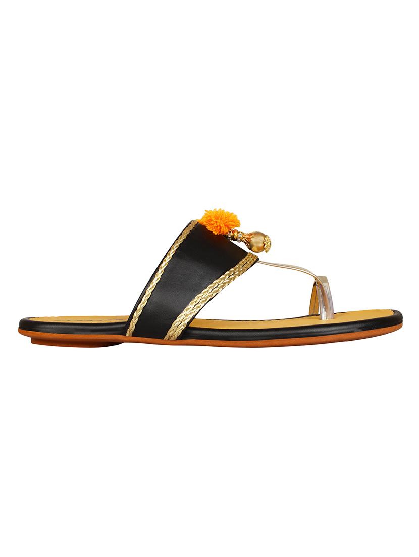 black one toe kolhapuri - 15016431 - Zoom Image - 2