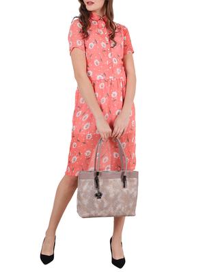 beige leatherette regular handbag - 15018559 - Standard Image - 5