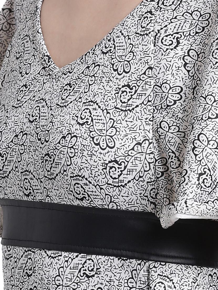 flutter sleeved paisley sheath dress - 15019182 - Zoom Image - 5
