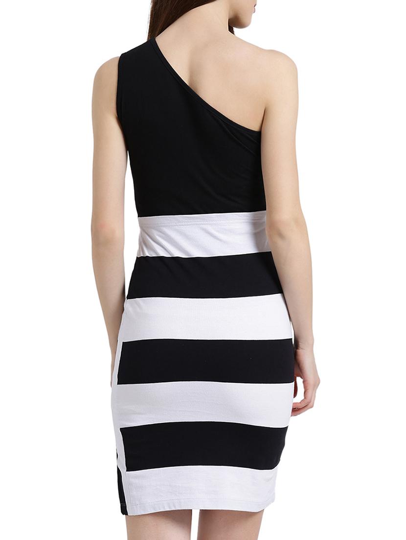 monochrome single shoulder bodycon dress - 15019186 - Zoom Image - 4