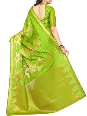 green art silk kanjivaram saree with blouse - 15019297 - Standard Image - 2