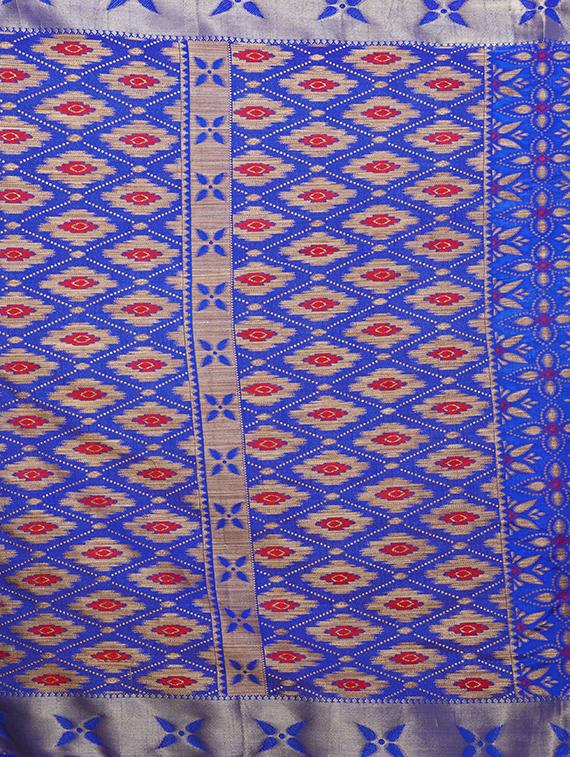 blue art silk woven saree with blouse - 15019329 - Zoom Image - 4