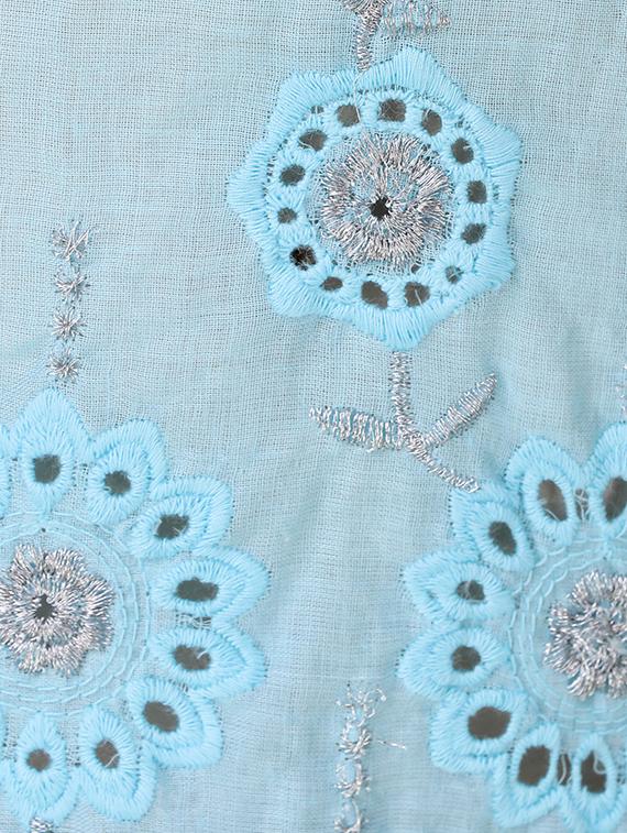 solid light blue embroidered top - 15021227 - Zoom Image - 4