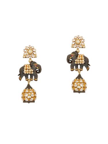 gold metal drop earrings - 15031249 - Very Small Image - 1