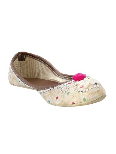 beige slip on jutis - 15031465 - Very Small Image - 1