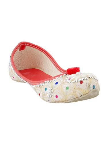 beige slip on jutis - 15031466 - Very Small Image - 1
