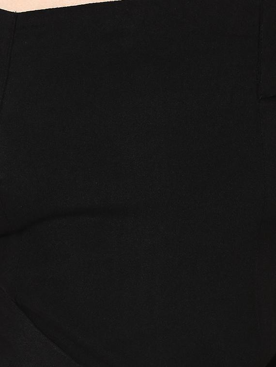 off shoulder tie-up front overlap dress - 15036089 - Zoom Image - 5