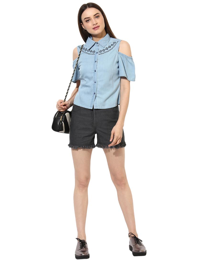 light blue denim cold shoulder shirt - 15036111 - Zoom Image - 4