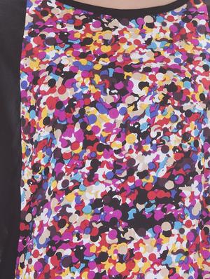 short sleeved round neck tee - 15049787 - Standard Image - 4