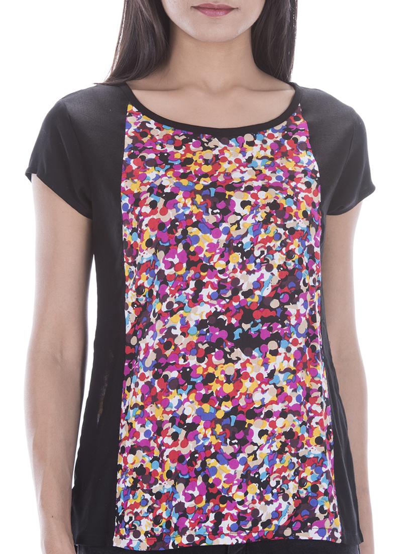 short sleeved round neck tee - 15049787 - Zoom Image - 1