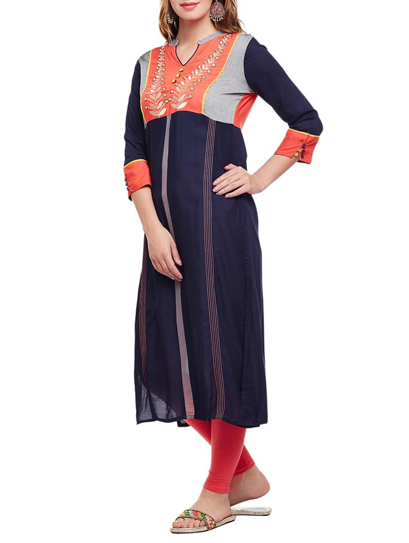 straight embroidered kurta - 15056026 - Zoom Image - 2