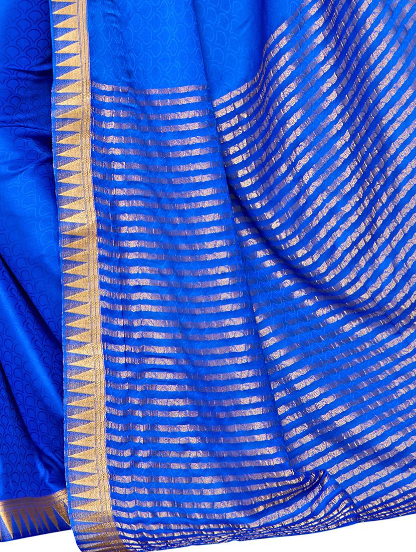 blue crepe woven saree with blouse - 15063722 - Zoom Image - 3