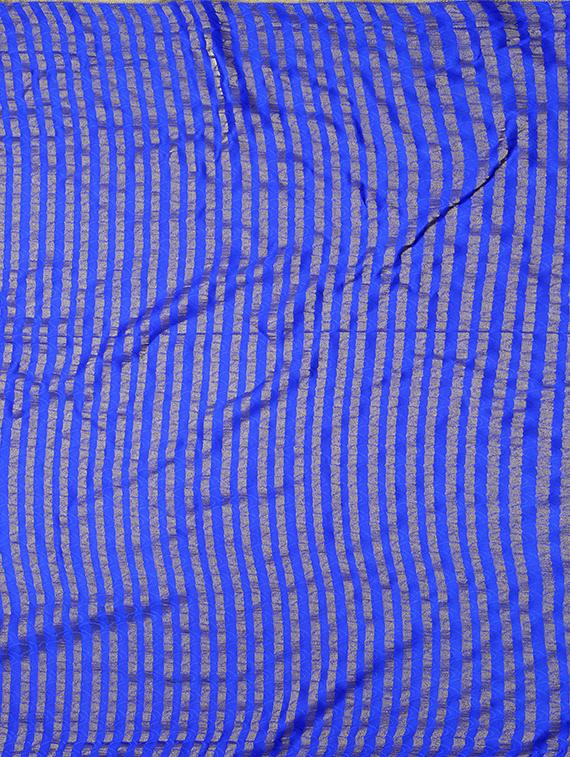 blue crepe woven saree with blouse - 15063722 - Zoom Image - 4
