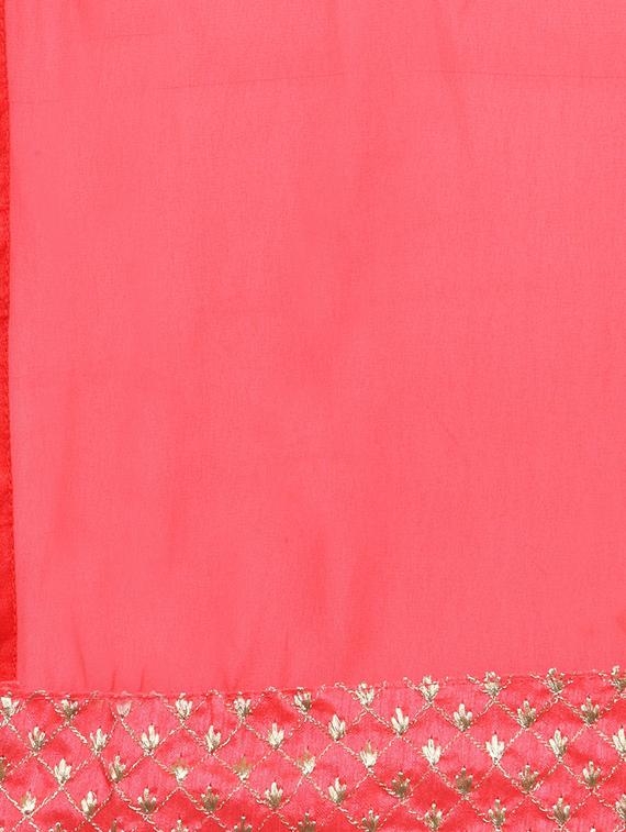 red georgette printed saree with blouse - 15074376 - Zoom Image - 4