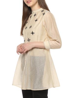 beige embroidered chanderi silk top - 15075848 - Standard Image - 2
