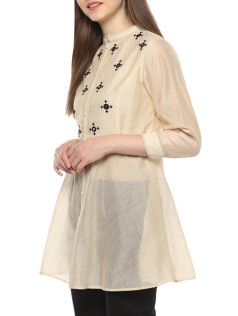 beige embroidered chanderi silk top - 15075848 - Zoom Image - 2