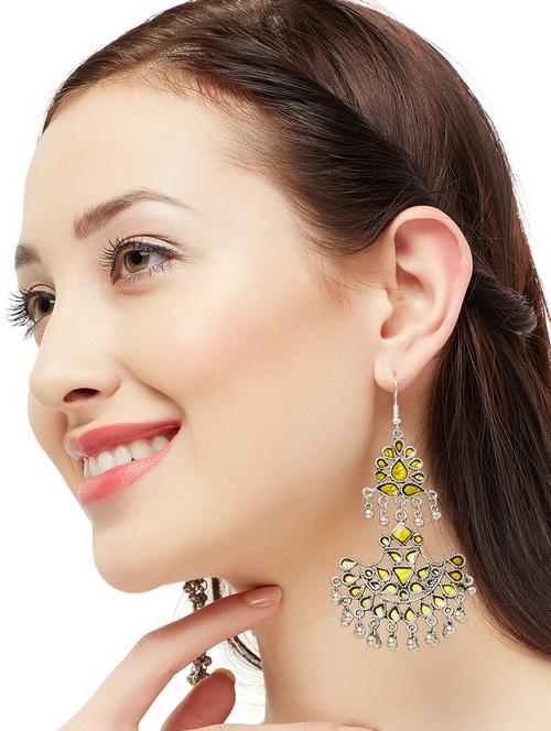 silver metal chandballi earring - 15079191 - Very Small Image - 1