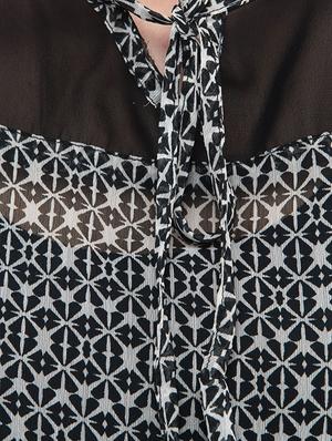 black printed crepe top - 15081174 - Standard Image - 4