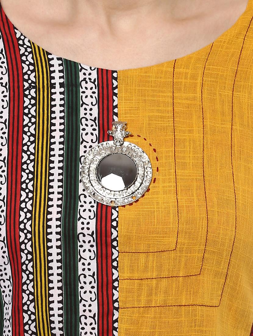 red rayon high low kurta - 15084135 - Zoom Image - 4