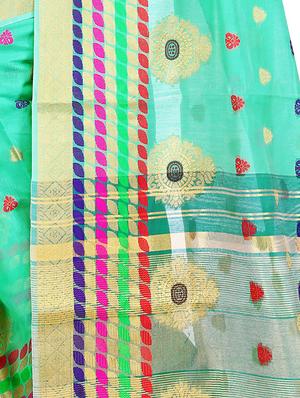 green cotton blend woven saree with blouse - 15086072 - Standard Image - 3