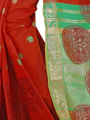 red silk blend woven saree with blouse - 15086248 - Standard Image - 3
